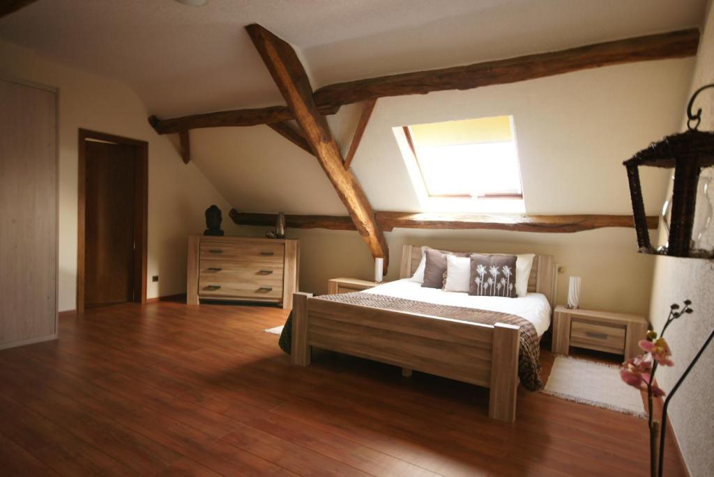 Landgasthof Em Lade Dahlem (Euskirchen) Quarto foto